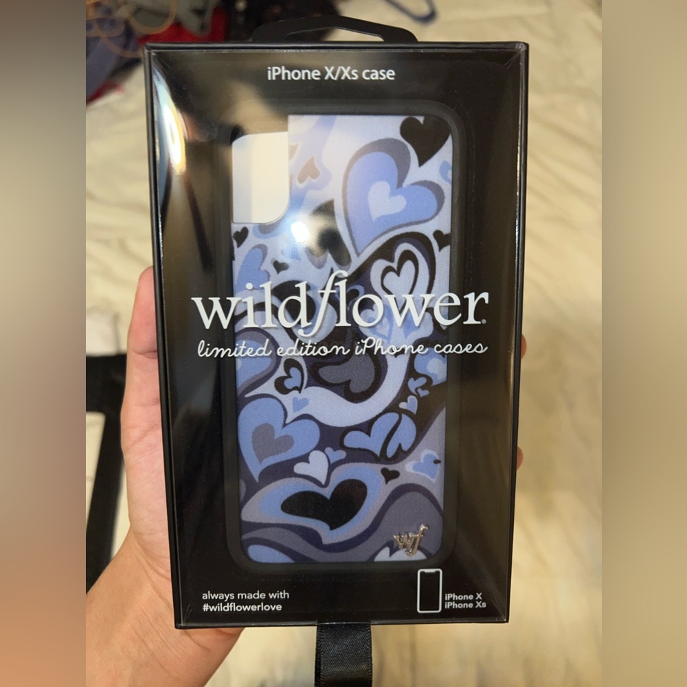 Wildflower phone case. Never taken out of package. iPhone X/XS